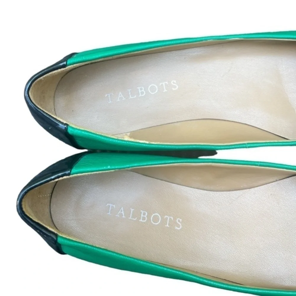 Talbots Remy Cap Toe Flats embellished with a bamboo bit in green and black - Picture 5 of 9